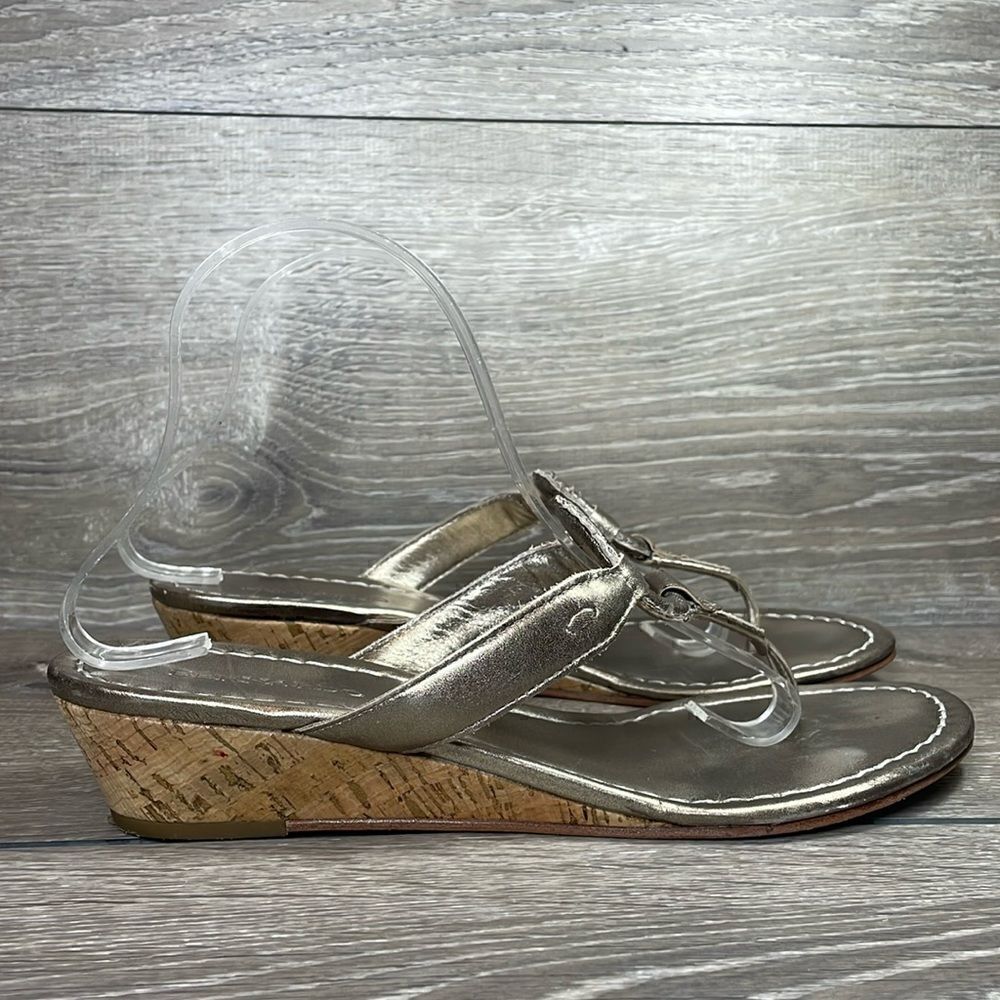 Bernardo Matrix Platinum Calf Leather Women’s Size 10M Thong Wedge Sandals